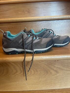 Columbia Brown and Teal Women's waterproof Trail Sneakers